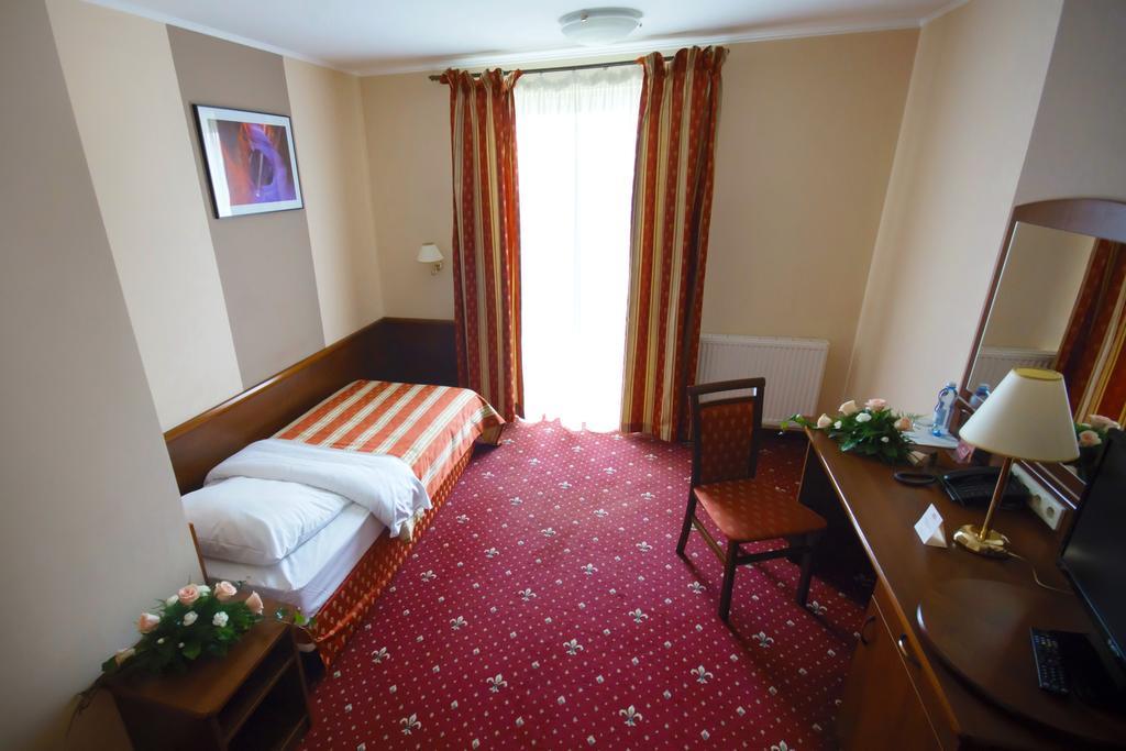 ניפולומיצה Hotel Novum & Spa מראה חיצוני תמונה