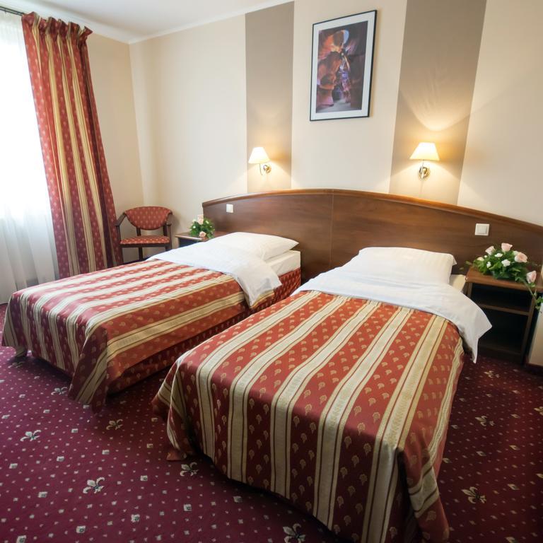 ניפולומיצה Hotel Novum & Spa מראה חיצוני תמונה
