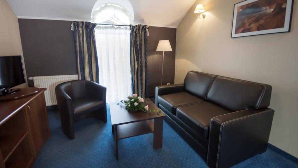 ניפולומיצה Hotel Novum & Spa מראה חיצוני תמונה