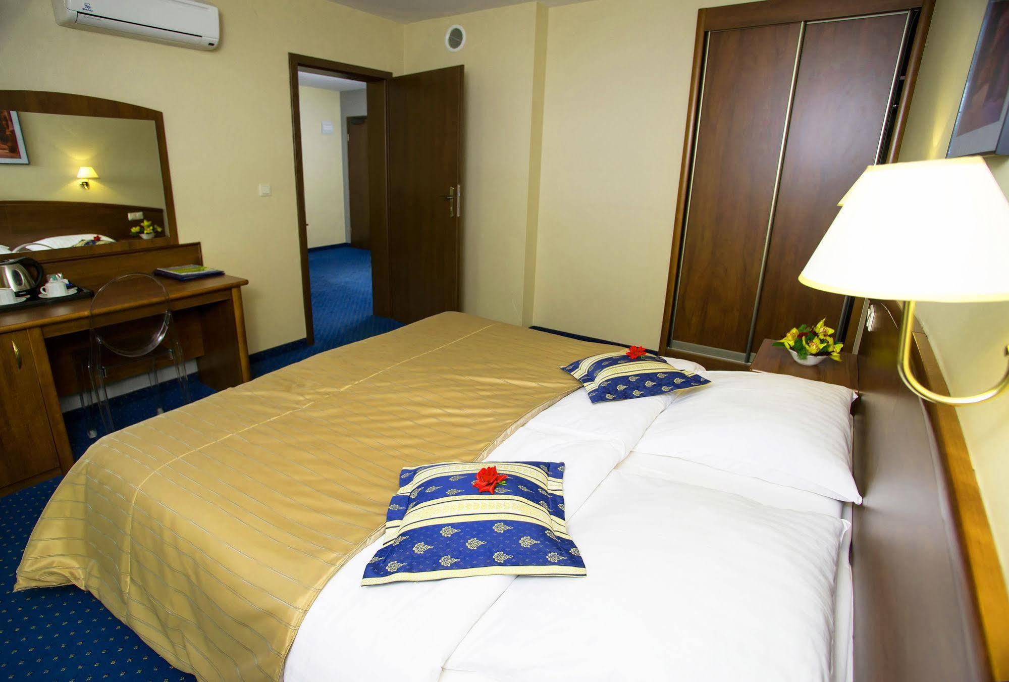 ניפולומיצה Hotel Novum & Spa מראה חיצוני תמונה